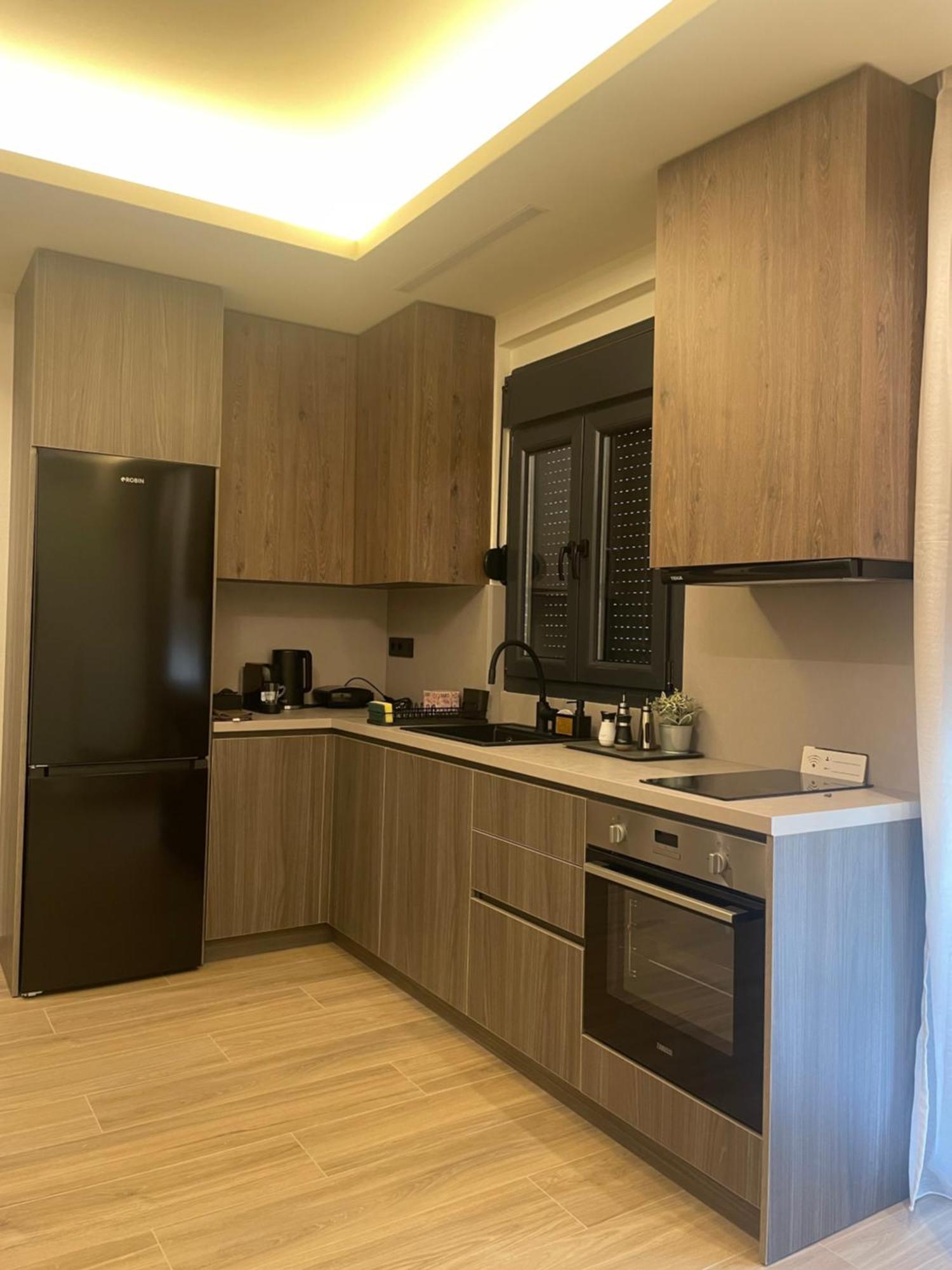 Jk Luxury Apartments Néa Khilí Exterior foto